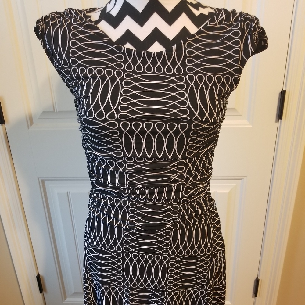 Black n White dress